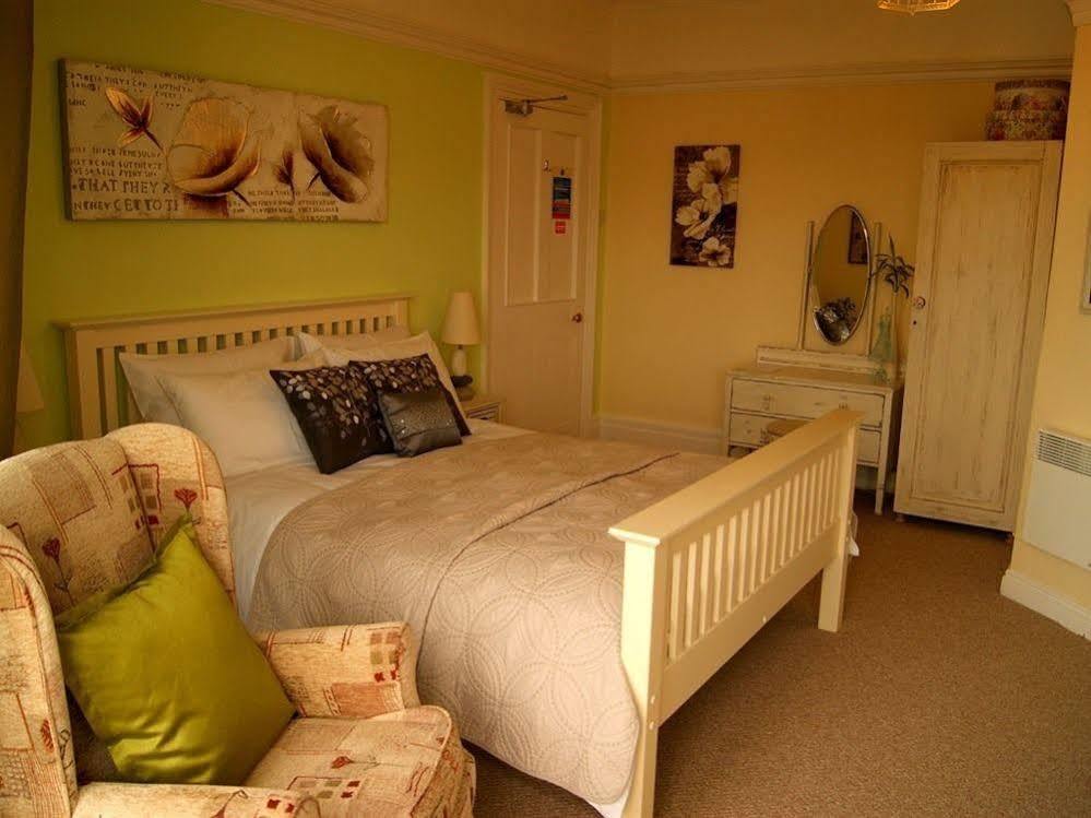 Sunset Guest House Hunstanton Exterior foto A bedroom at the hotel